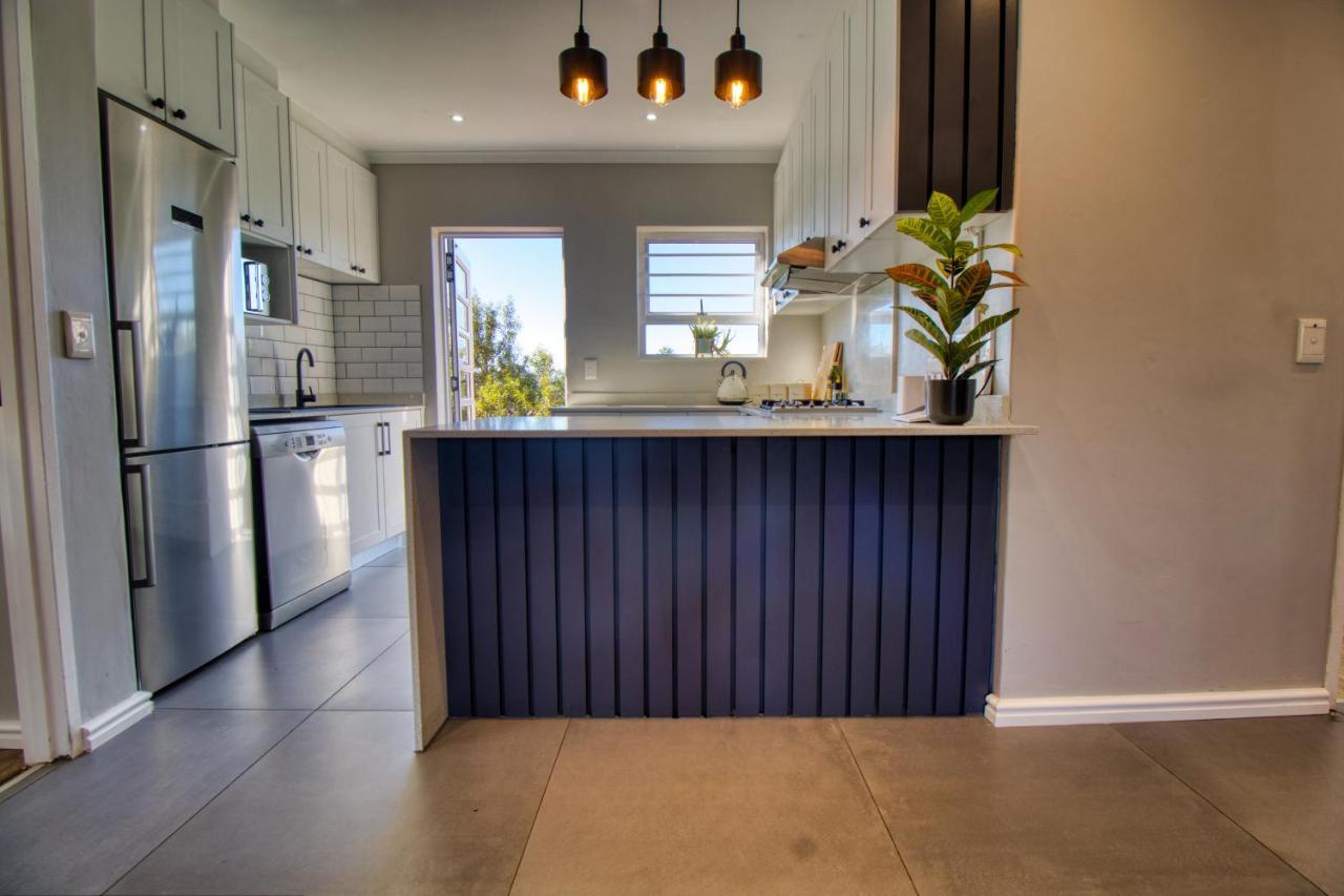 Magnificent Load-shedding Free! Villa Cape Town