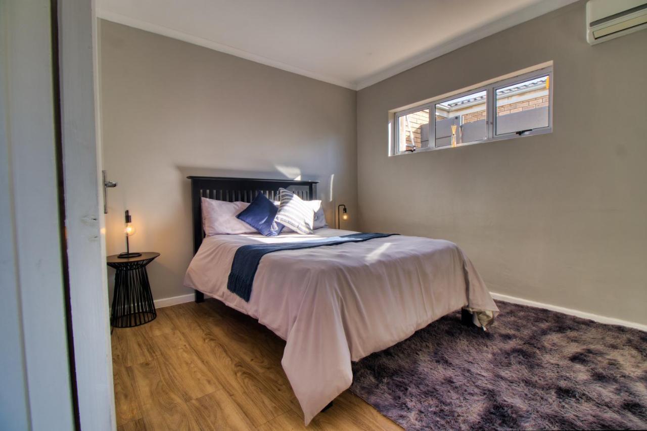 Villa Magnificent Load-shedding Free! Cape Town
