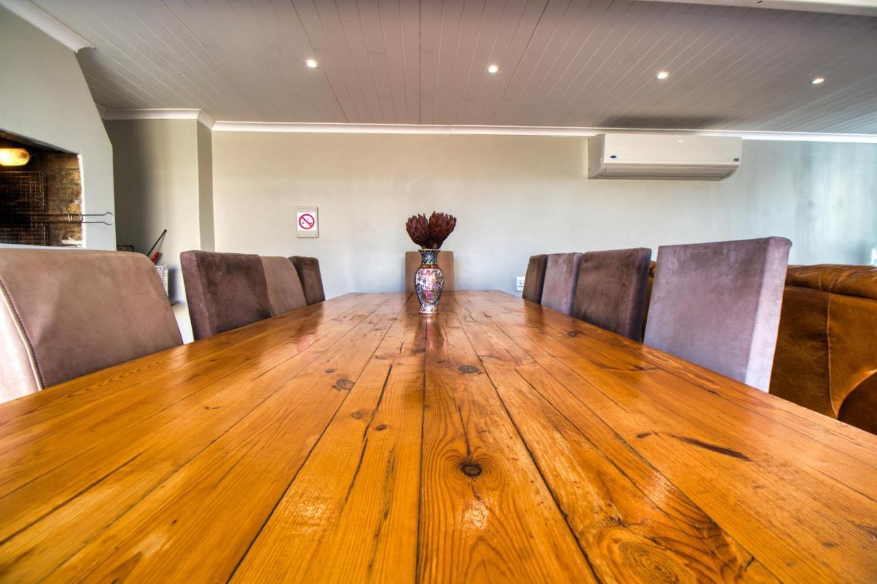 Villa Magnificent Load-shedding Free!