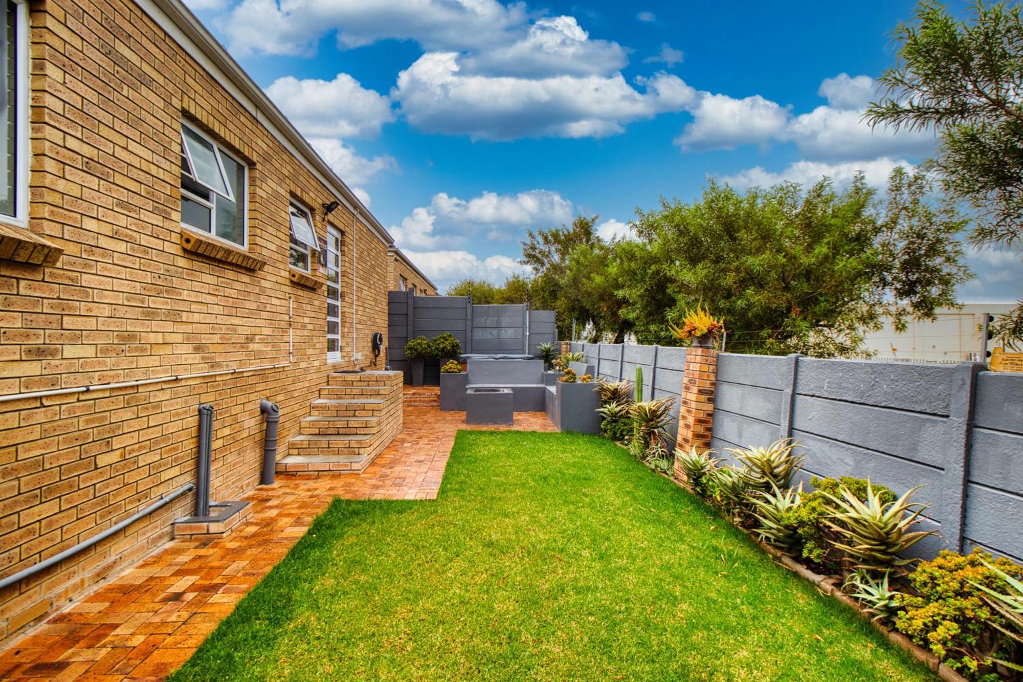 Villa Magnificent Load-shedding Free! Cape Town